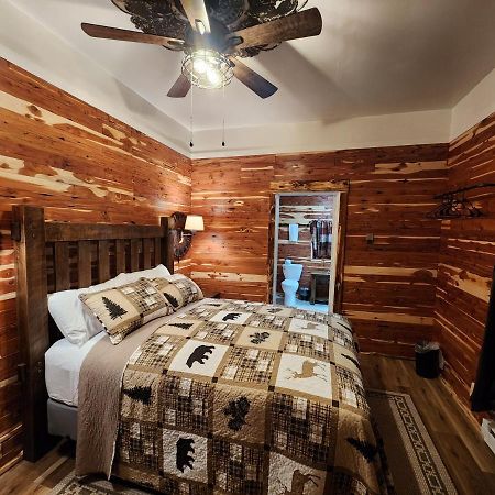 Log Cabin Inn Eureka Springs Esterno foto