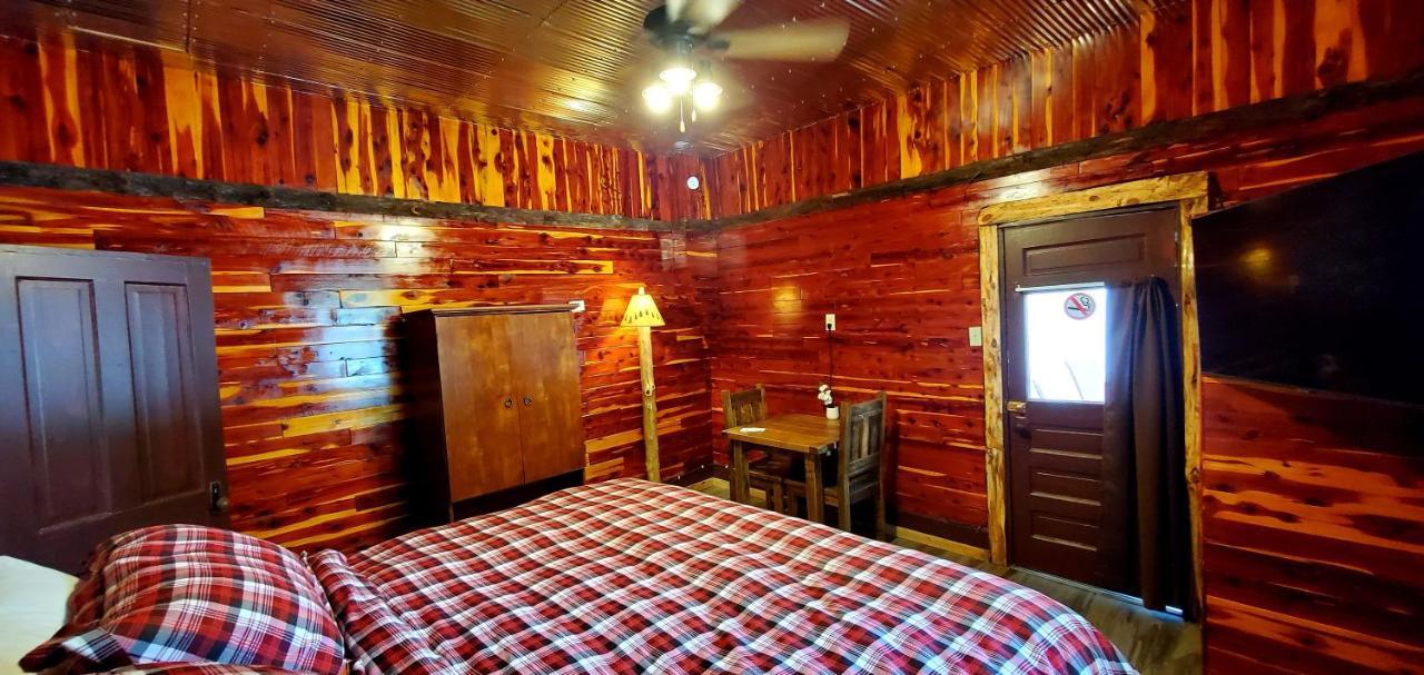 Log Cabin Inn Eureka Springs Esterno foto