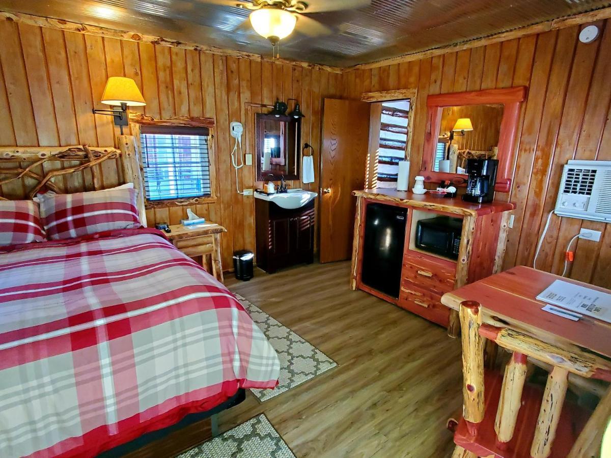 Log Cabin Inn Eureka Springs Esterno foto