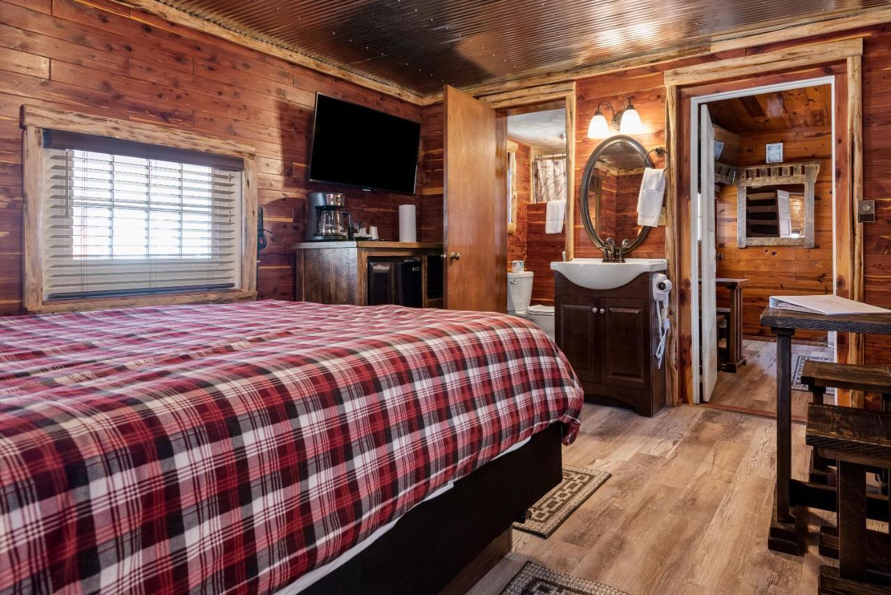Log Cabin Inn Eureka Springs Esterno foto