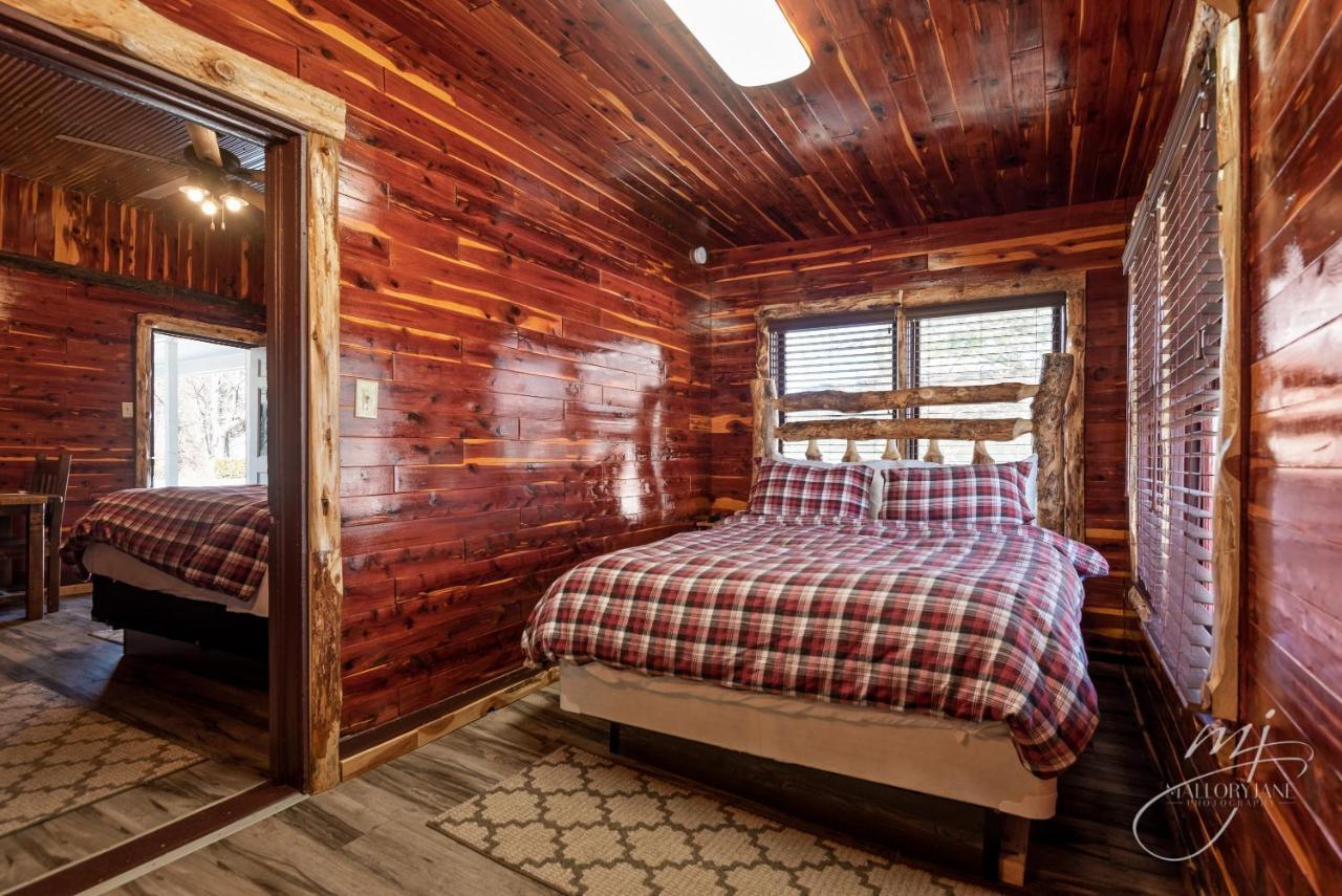 Log Cabin Inn Eureka Springs Esterno foto