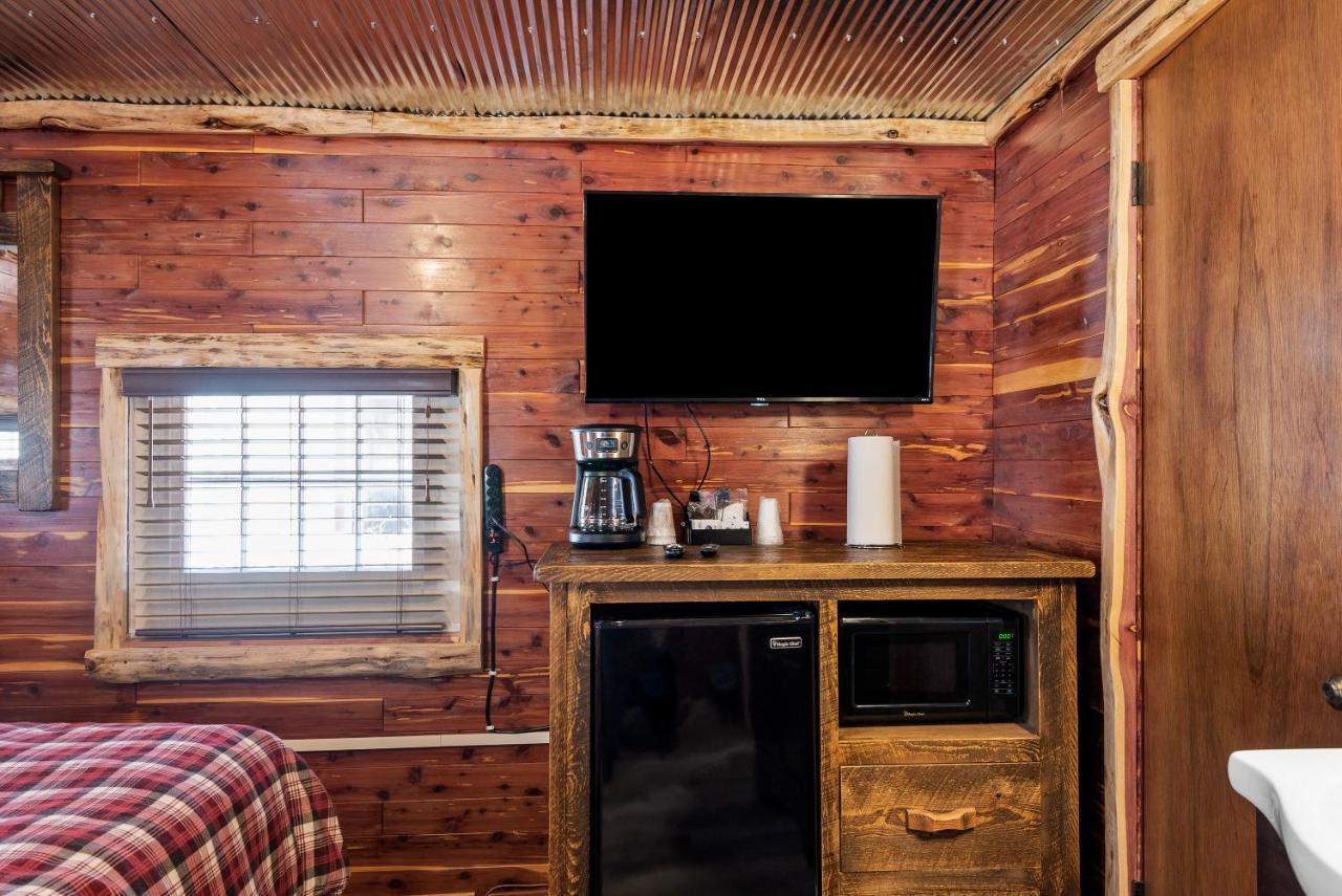 Log Cabin Inn Eureka Springs Esterno foto